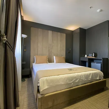 Hotel Aram Business & Luxury 3*